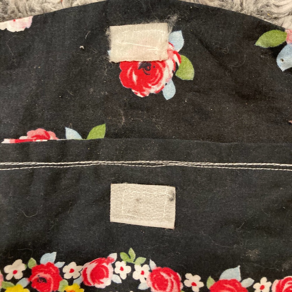 Makeup Bag - Picture 4 of 6